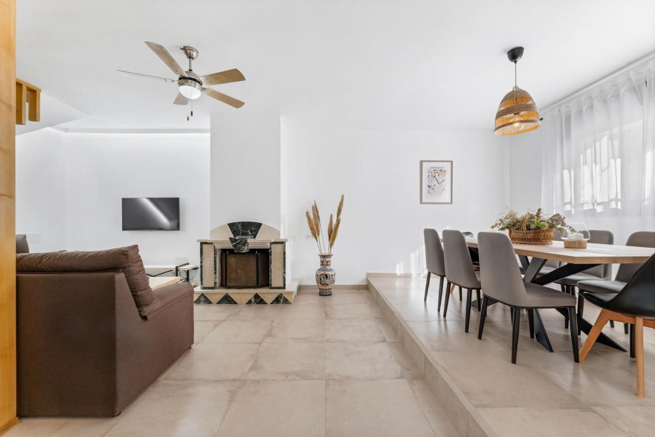 Casa Del Puerto, Encanto Junto Al Mar Естепона Екстериор снимка