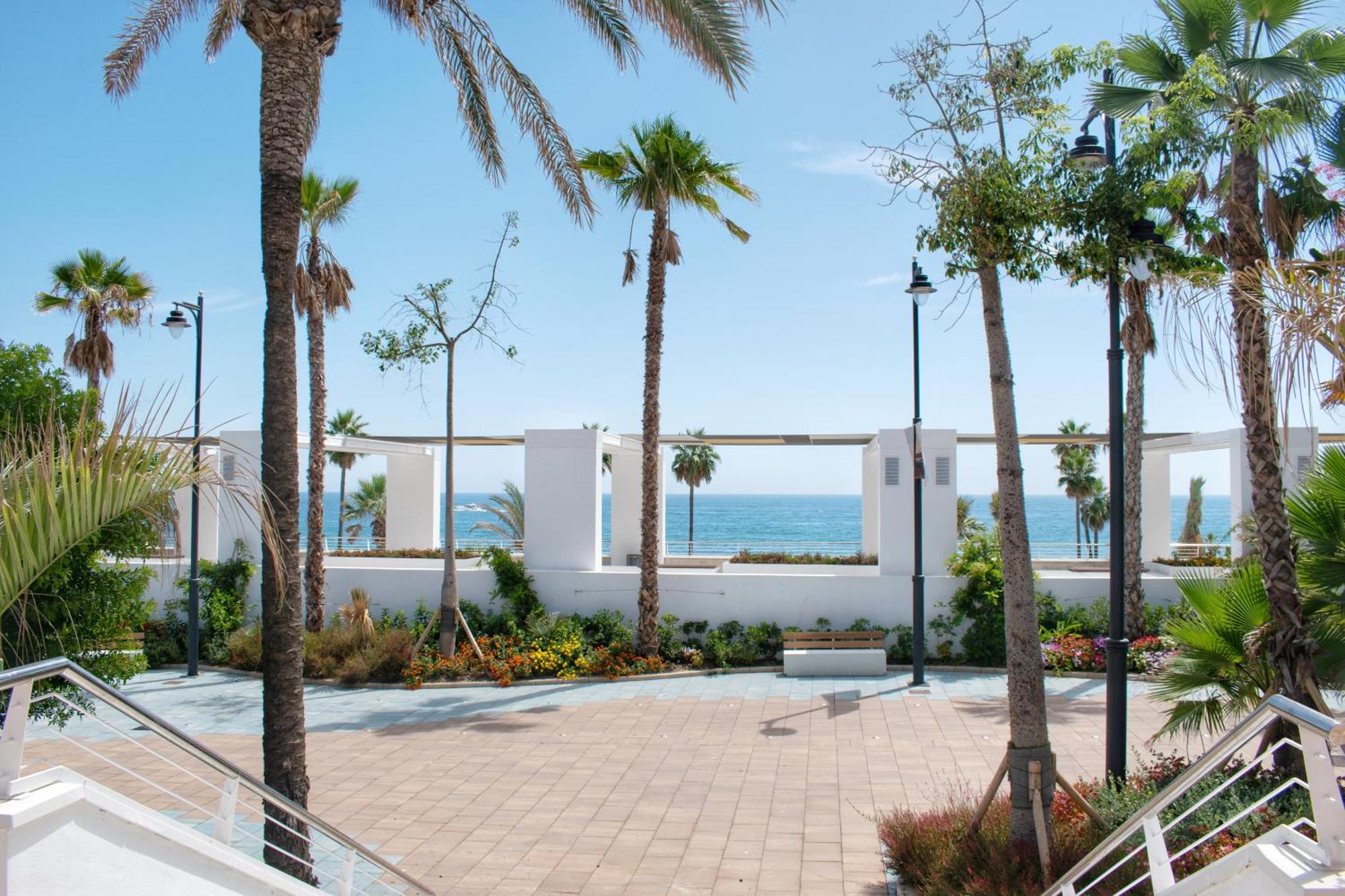 Casa Del Puerto, Encanto Junto Al Mar Естепона Екстериор снимка