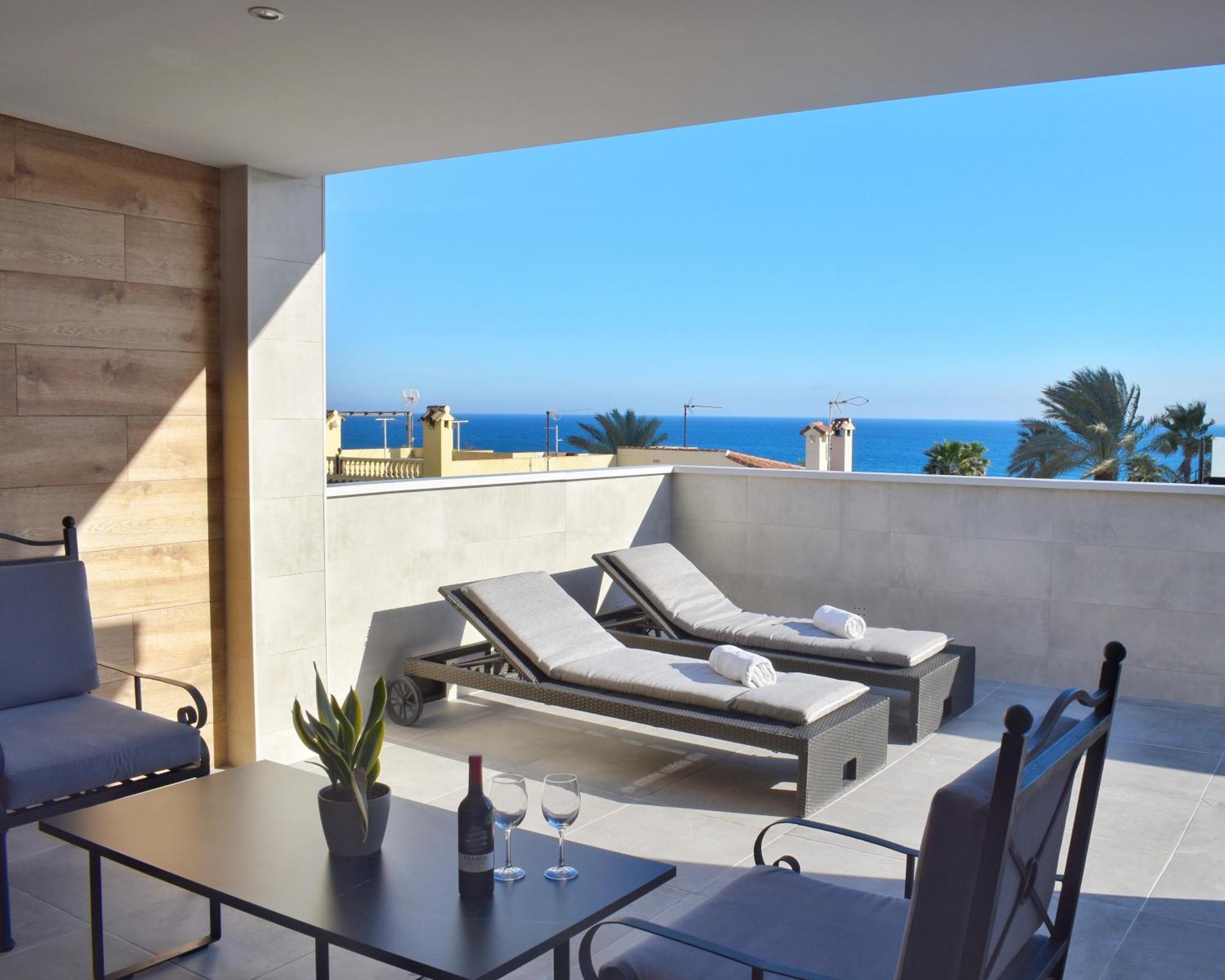 Casa Del Puerto, Encanto Junto Al Mar Естепона Екстериор снимка